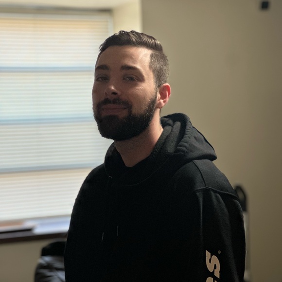 Meet your Posher, Chad - Picture 2 of 6